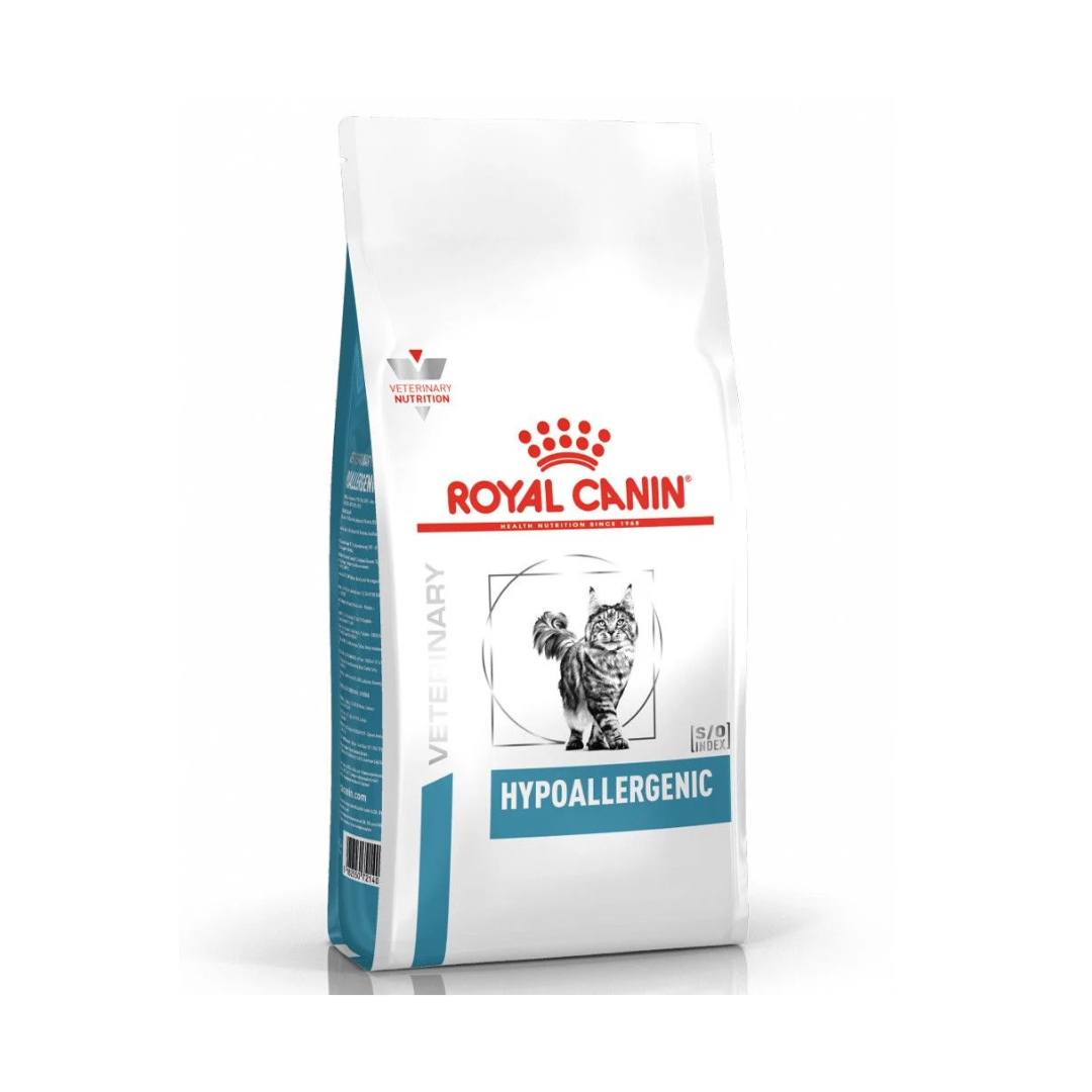 2.5kg bag of Royal Canin Veterinary Feline Hypoallergenic dry cat food for cats with food allergies and skin sensitivities.